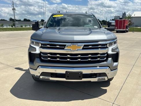 Used 2024 Chevrolet Silverado 1500 LTZ w/ LTZ Premium Package AWD/4WD image 40