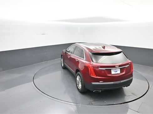 Used 2018 Cadillac XT5 Luxury w/ Driver Awareness Package image 23