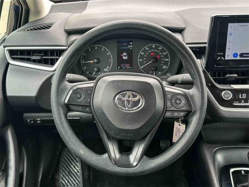 Used 2024 Toyota Corolla LE image 25