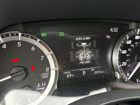 Certified 2026 Toyota Highlander XLE AWD/4WD image 24