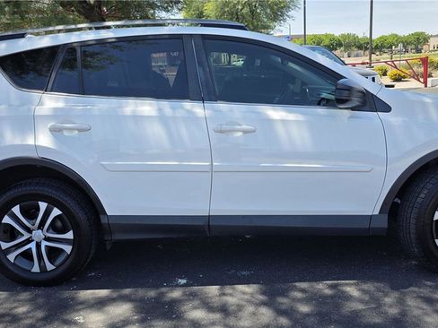 Used 2017 Toyota RAV4 LE w/ Carpet Mat Package FWD image 4