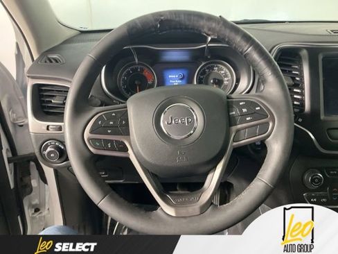 Used 2022 Jeep Cherokee Latitude Lux FWD image 14