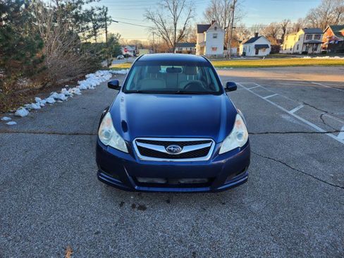 Used 2011 Subaru Legacy 2.5i Premium image 5