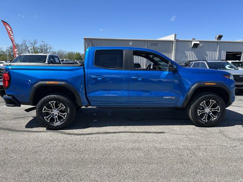 Used 2024 GMC Canyon AT4 w/ Canyon Safety Plus Package image 8