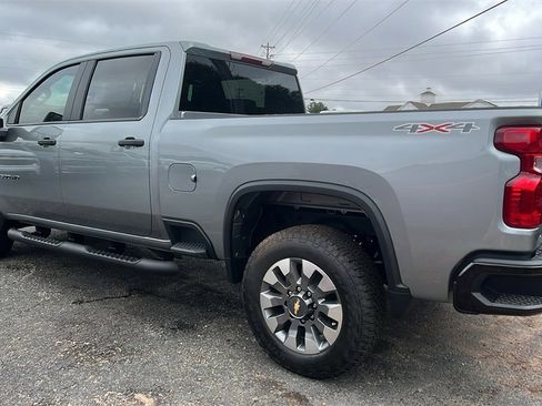 New 2026 Chevrolet Silverado 2500 Custom w/ Custom Value Package image 6
