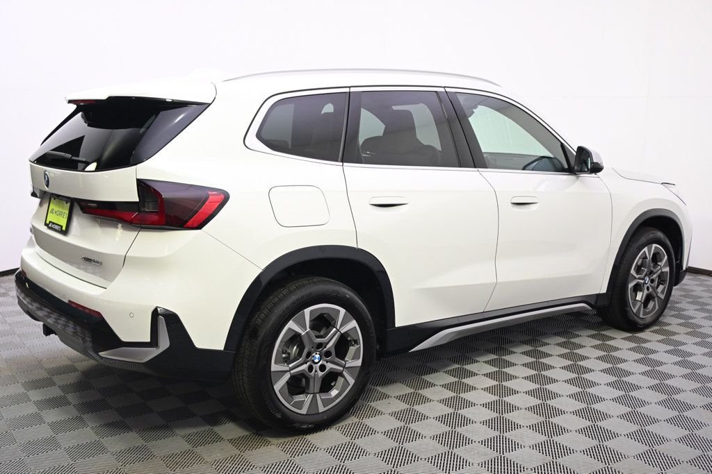 Used 2024 BMW X1 xDrive28i w/ Convenience Package AWD/4WD image 7
