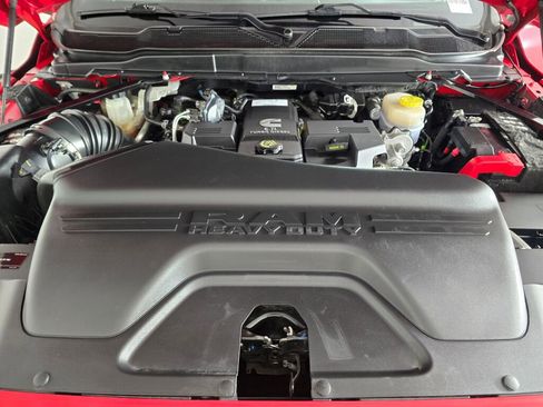 Used 2022 RAM 2500 Big Horn w/ Night Edition image 9