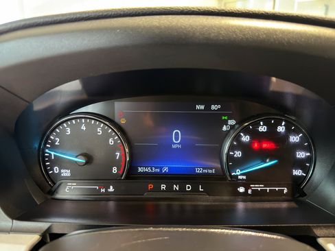 Used 2023 Ford Explorer XLT RWD image 10