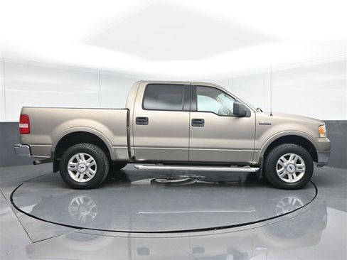Used 2004 Ford F150 Lariat image 4