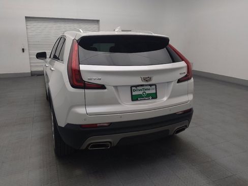 Used 2021 Cadillac XT4 Premium Luxury w/ Cold Weather Package FWD image 6