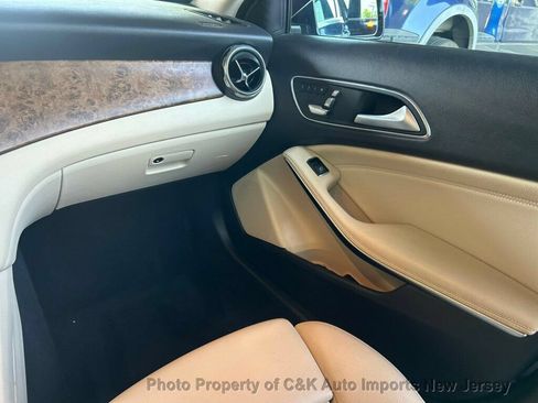 Used 2019 Mercedes-Benz GLA 250 4MATIC image 39