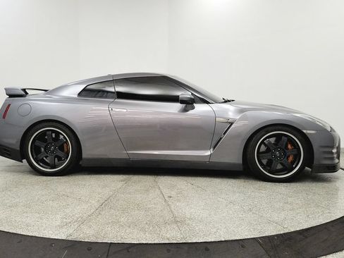 Used 2012 Nissan GT-R Black Edition AWD/4WD image 6
