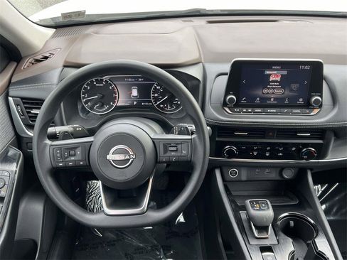 Certified 2023 Nissan Rogue S image 30