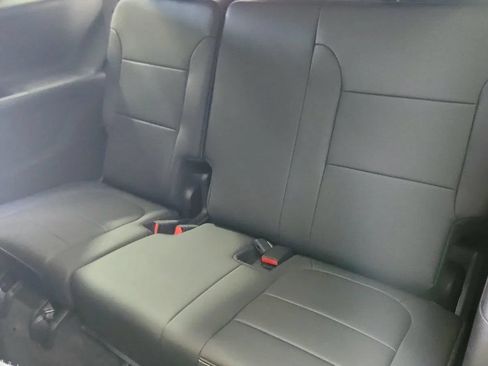 Used 2023 Chevrolet Traverse LT w/ LPO, Floor Liner Package AWD/4WD image 26