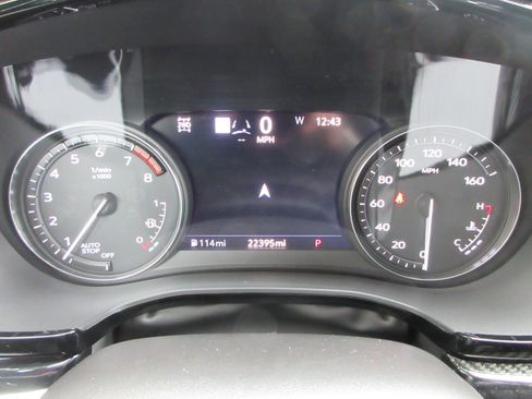 Used 2025 Cadillac XT6 Sport w/ Technology Package image 41