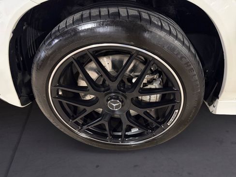 Used 2024 Mercedes-Benz GLE 53 AMG 4MATIC Coupe image 14