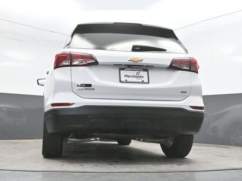 Used 2022 Chevrolet Equinox LS AWD/4WD image 34