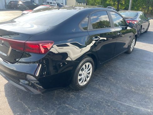 Used 2024 Kia Forte LX FWD image 3