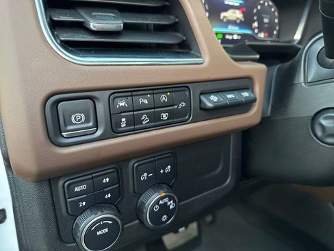 Used 2022 Chevrolet Tahoe High Country image 30