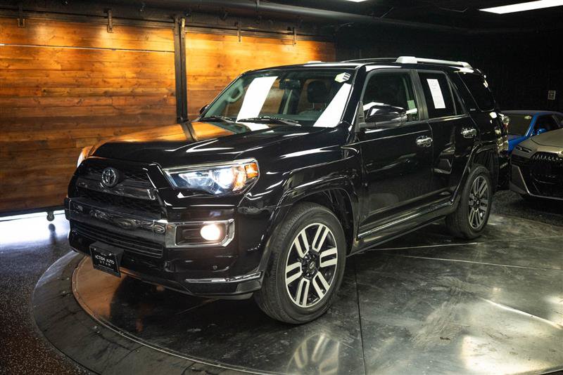 Used 2018 Toyota 4Runner Limited AWD/4WD image 2