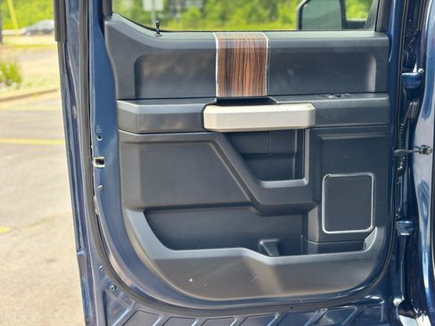 Used 2015 Ford F150 Lariat AWD/4WD image 36