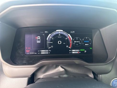 Used 2023 Toyota Tundra Limited image 11