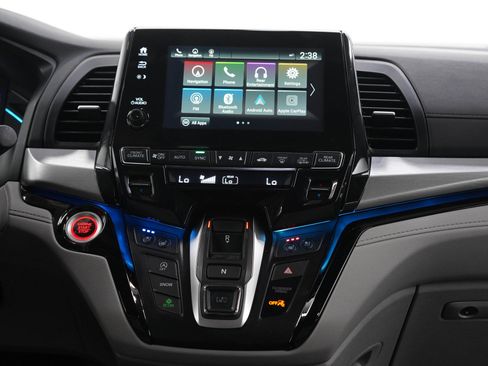 Used 2018 Honda Odyssey Elite image 16
