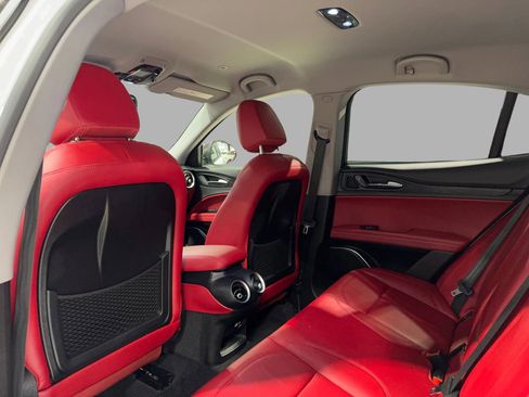 Used 2020 Alfa Romeo Stelvio w/ Nero Edizione image 22