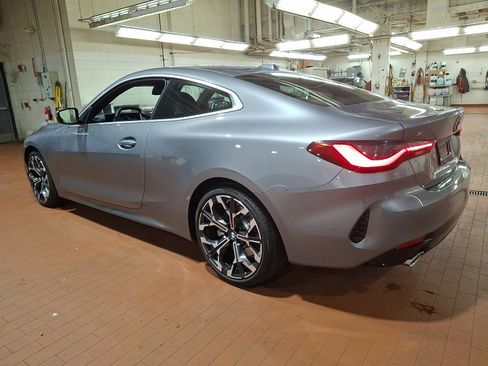 Used 2025 BMW 430i xDrive Coupe w/ Premium Package image 6