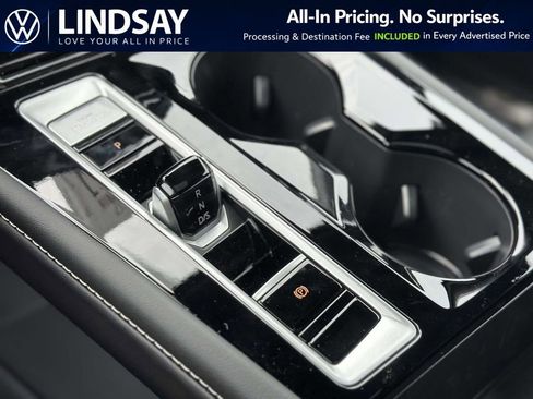 New 2026 Volkswagen Atlas Cross Sport SEL Premium R-Line AWD/4WD image 15