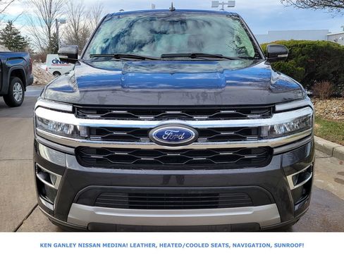 Used 2024 Ford Expedition Limited image 8