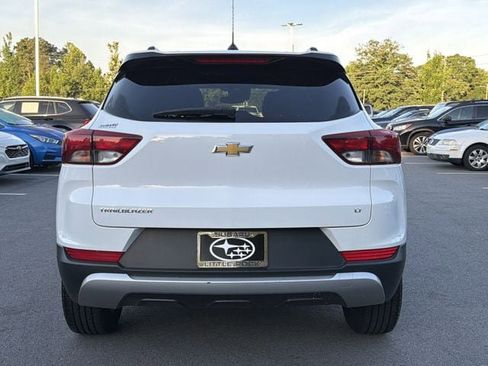 Used 2023 Chevrolet TrailBlazer LT FWD image 4
