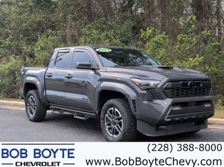 Used 2024 Toyota Tacoma TRD Sport video 1