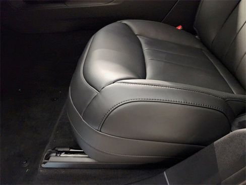 New 2026 Land Rover Range Rover Sport Dynamic SE image 24