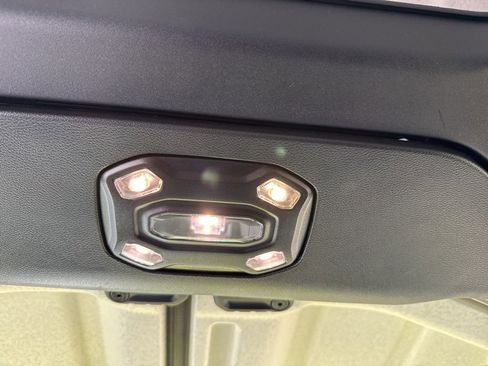 Used 2023 Jeep Gladiator Willys image 55