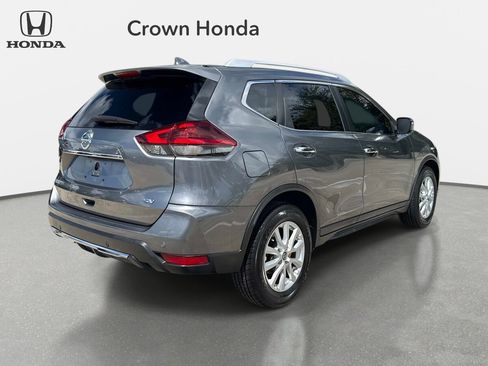 Used 2020 Nissan Rogue SV FWD image 4
