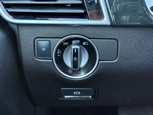 Used 2018 Mercedes-Benz GLE 350 4MATIC image 41