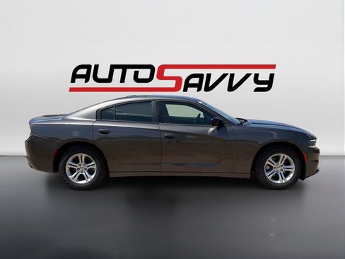 Used 2023 Dodge Charger SXT RWD image 4