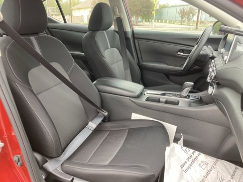 Used 2024 Nissan Sentra SV image 28