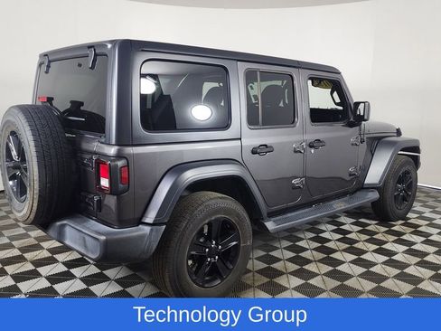 Used 2019 Jeep Wrangler Unlimited Sport image 9