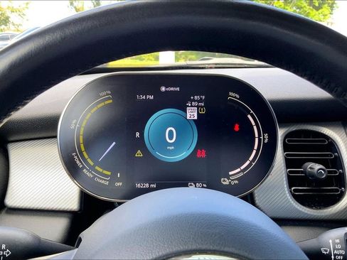 Certified 2024 MINI Cooper SE FWD image 18