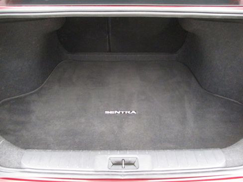 Used 2024 Nissan Sentra SV image 30