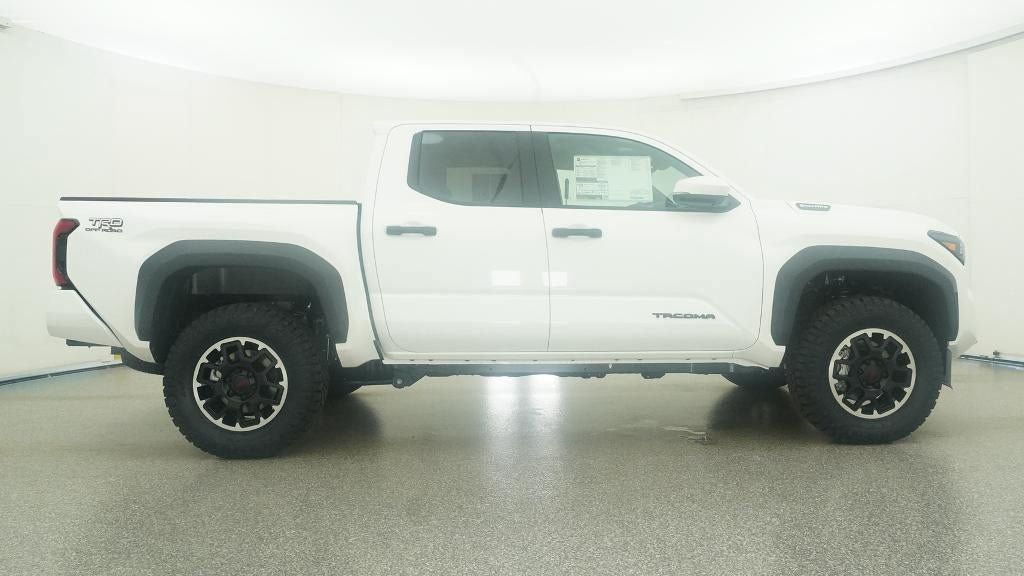 New 2026 Toyota Tacoma TRD Off-Road w/ TRD Off Road Upgrade Package AWD/4WD image 27