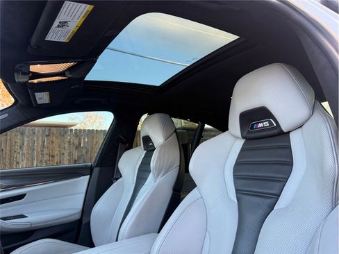 Used 2019 BMW M5 w/ Executive Package image 31