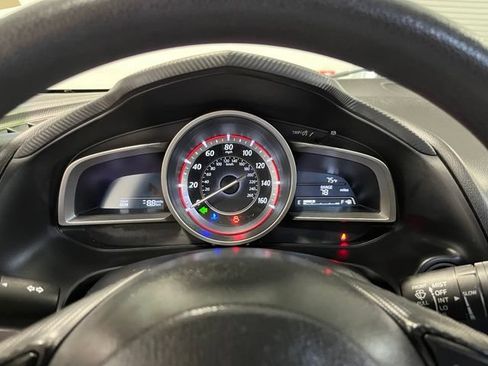 Used 2014 MAZDA MAZDA3 i Sport FWD image 26