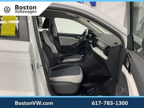 New 2026 Volkswagen Taos S image 11