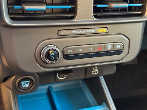 New 2025 Ford Maverick XLT w/ Equipment Group 302A image 19