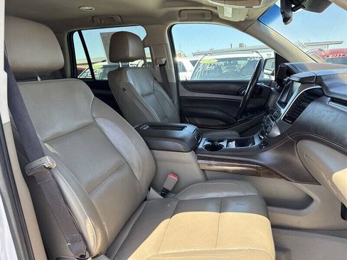 Used 2019 Chevrolet Tahoe LT w/ Luxury Package AWD/4WD image 23