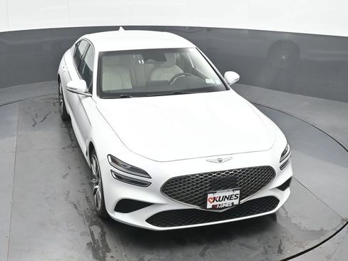 Used 2024 Genesis G70 2.5T image 39