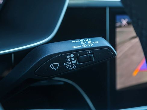 Used 2025 Audi Q3 2.0T Premium w/ Convenience Package image 38